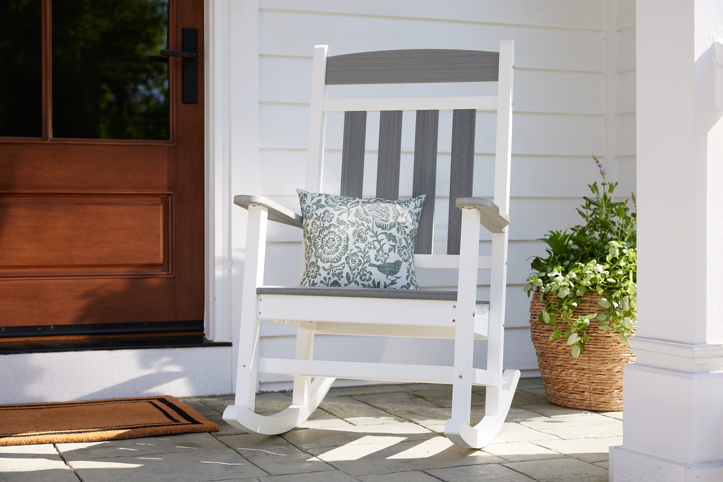 Two-Tone Woodgrain Rocking Chair – Leisure Line